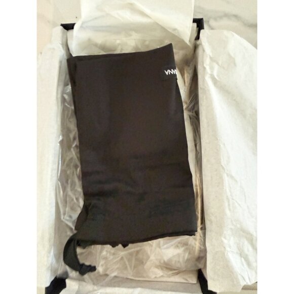 DOLCE & GABBANA Dauphine Logo Sandal NIB Gold 9 - Picture 4 of 10